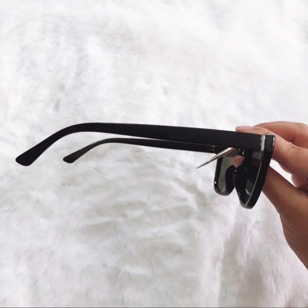 Ashe Glossy Black Polarized Sunglasses